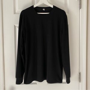 Uniqlo heattech extra warm crew neck long-sleeve t-shirt men's size L